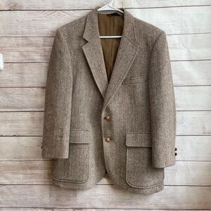 VINTAGE HARRIS TWEED 100% WOOL HERRINGBONE BLAZER IN BROWN AND CREAM‎
